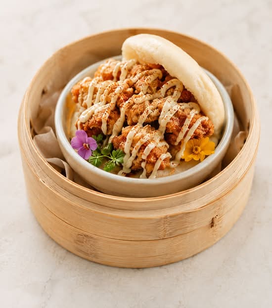 CRISPY CHICKEN SANDWICH BUN 炸鸡荷叶夹 (1PC)